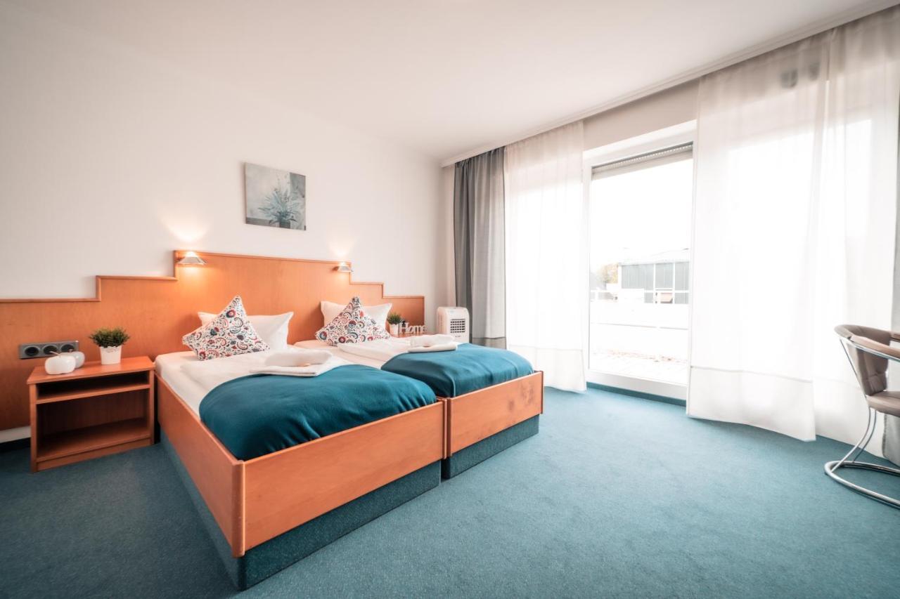 Airport Lounge Hotel Duesseldorf Bagian luar foto